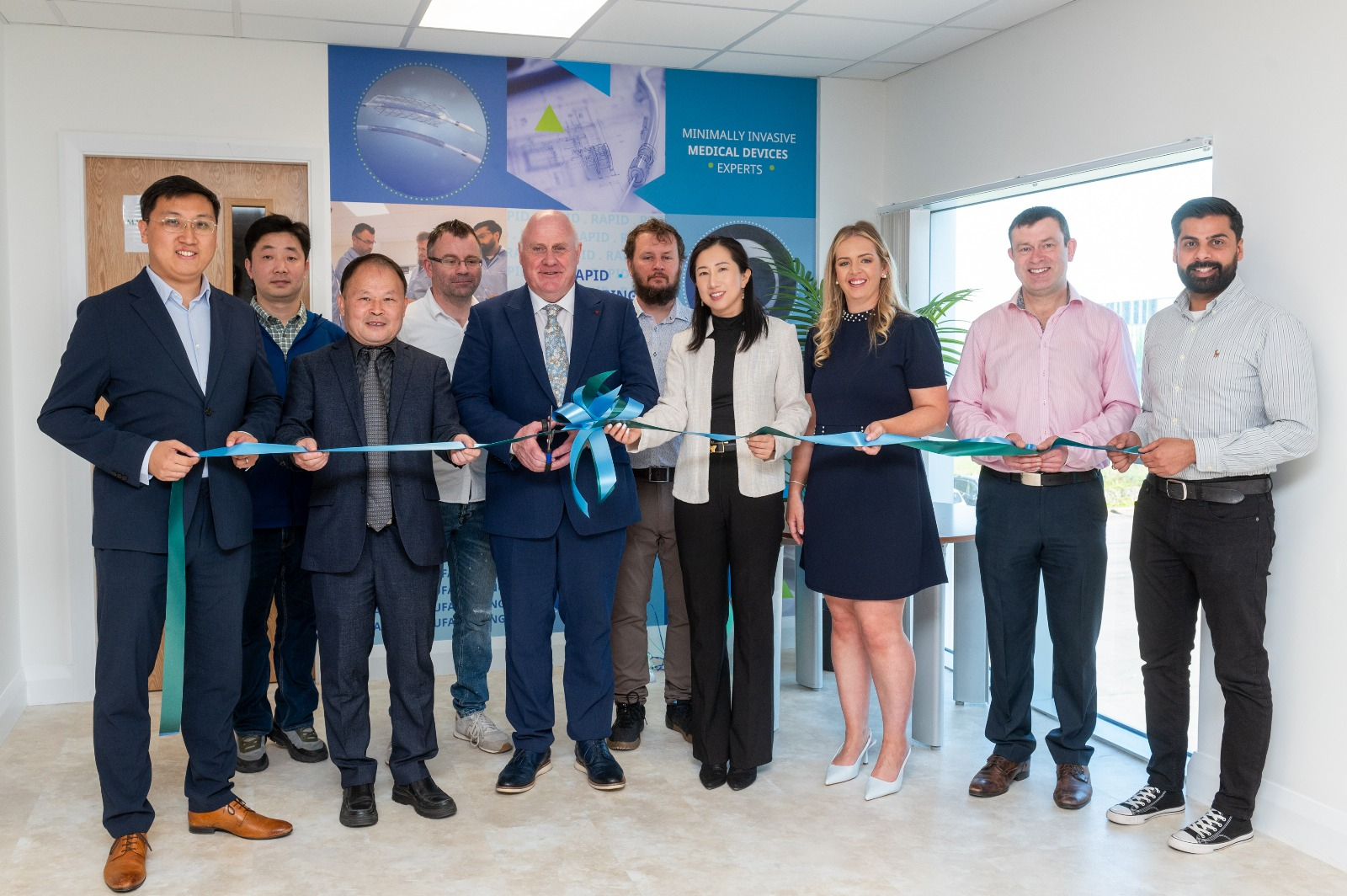 salt medical team cutting the ribbon with Minister Noel Grealish